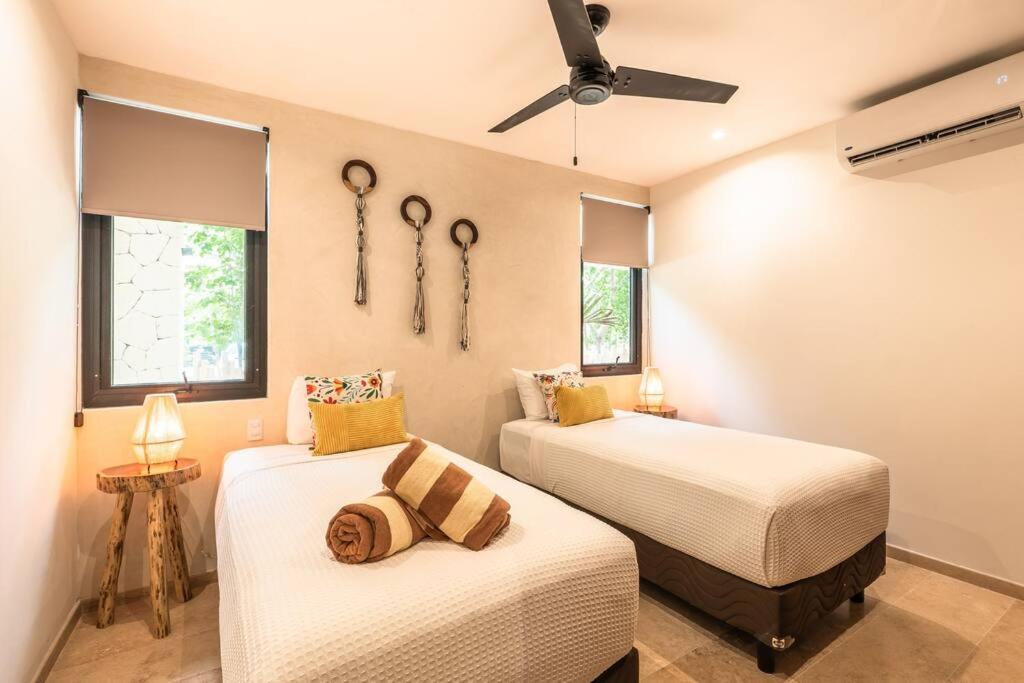 New 2 Bedroom 2 Badrooms Pool Front Concierge Apartment