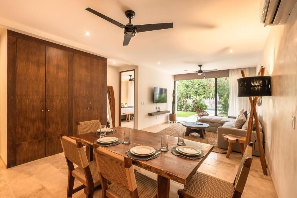 Apartment New 2 Bedroom 2 Badrooms Pool Front Concierge