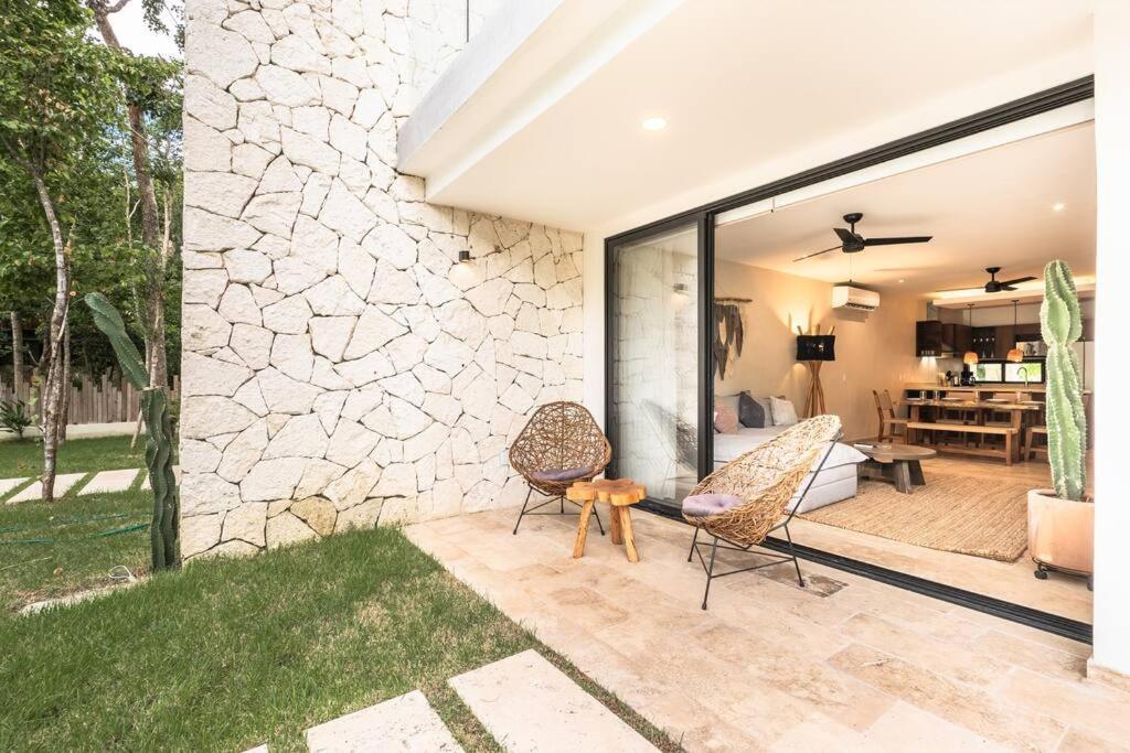 Apartment New 2 Bedroom 2 Badrooms Pool Front Concierge *