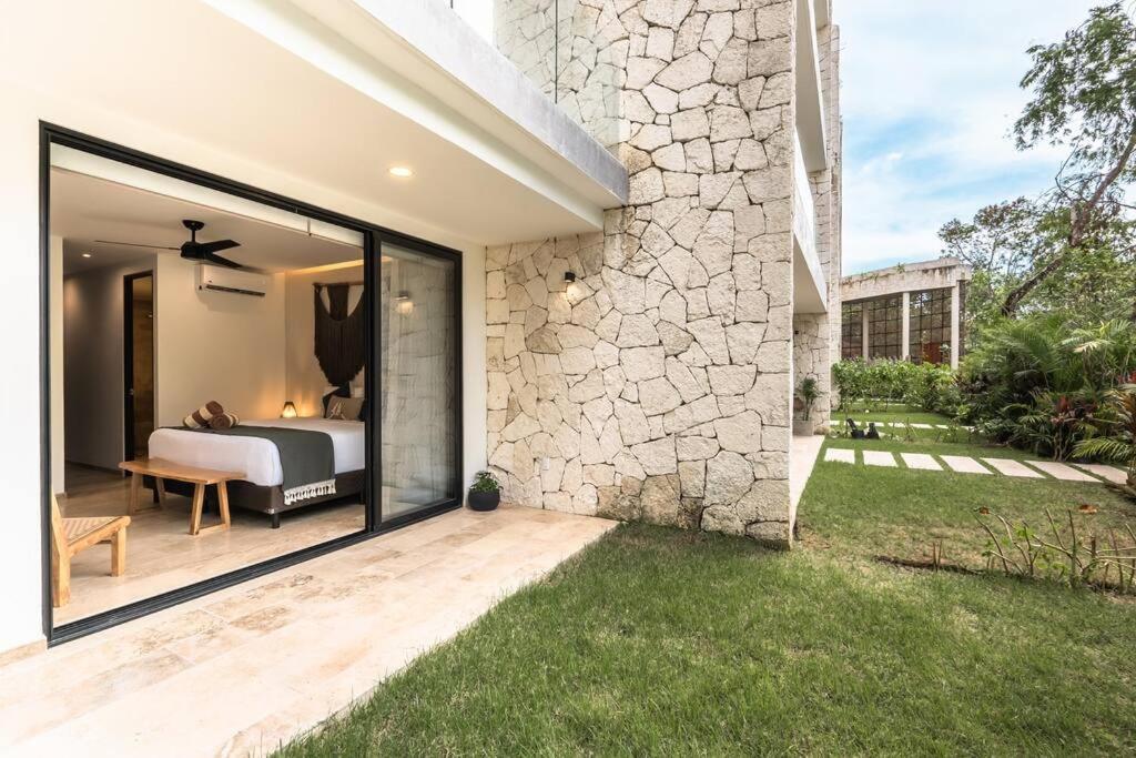 New 2 Bedroom 2 Badrooms Pool Front Concierge
